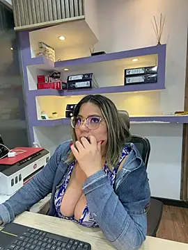 isabella_horney_ webcam