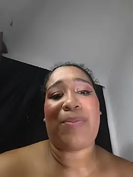Yera_brown69 webcam