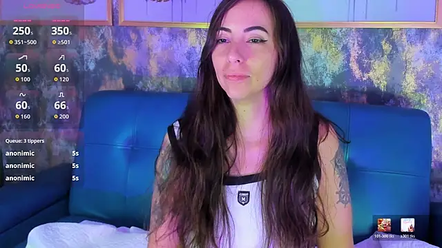 HollyBloom_ webcam