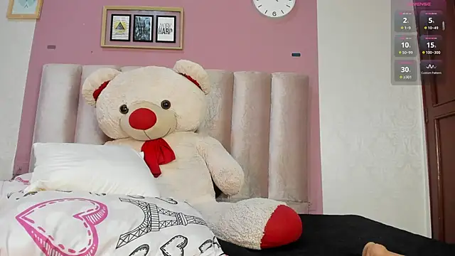 ORIANNA_21 webcam