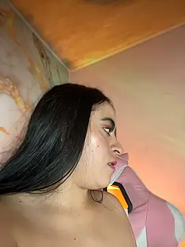 LILI_911 webcam