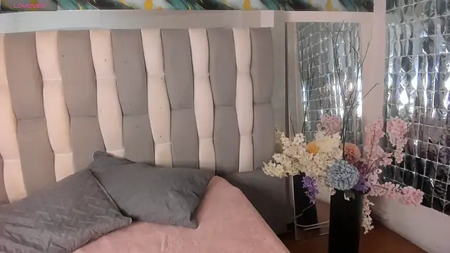 DannaGlow_ webcam
