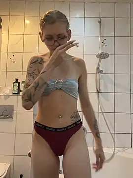 Alina-420 webcam