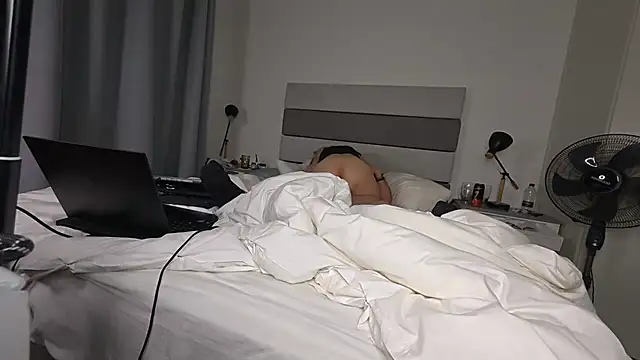 DuncanDoesAngie webcam