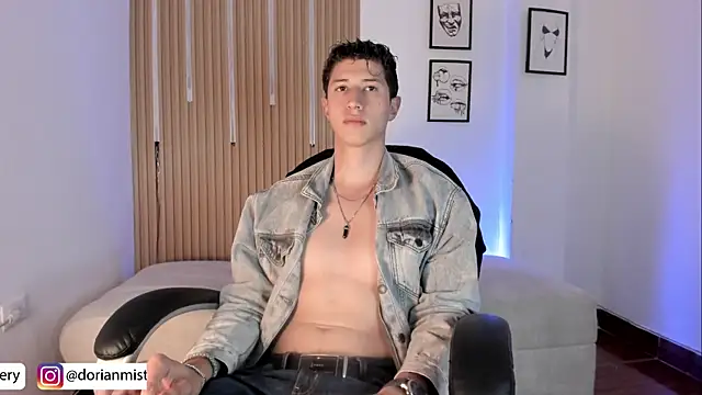 Dorianmistery2322_ webcam
