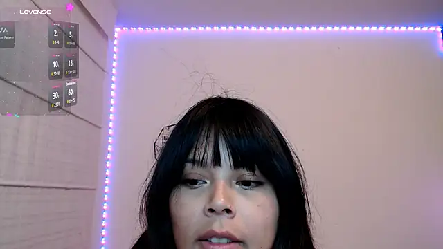 EllieMoonX webcam