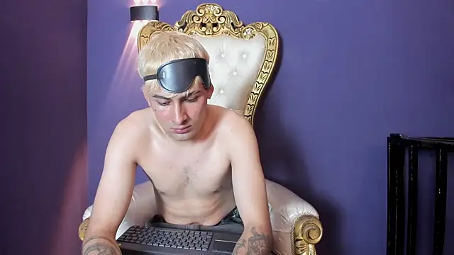 Kenji_n_Rousse webcam