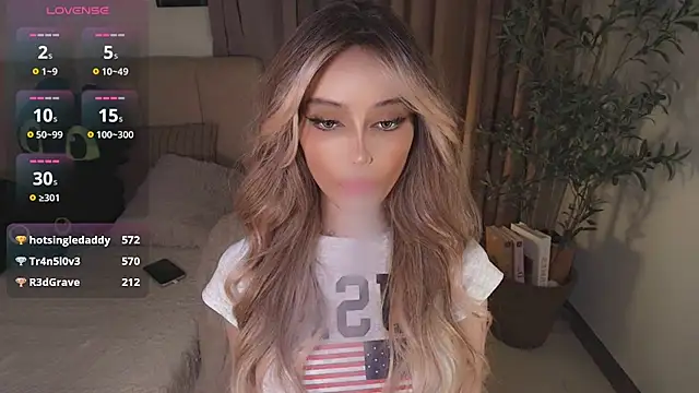 Hollywood_Girl Live Web Cam Show