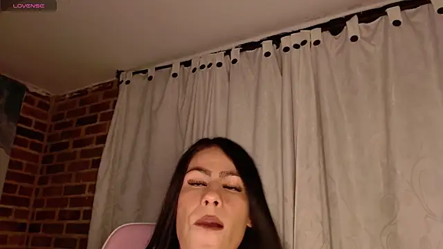 ailyngg webcam