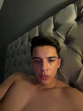 dylancastanedaa live sex cam