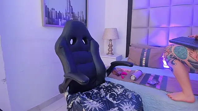 MeganPresleyy webcam