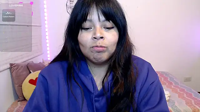 EllieMoonX webcam