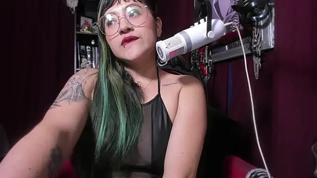 megoddessara - MeGoddesSara's free webcam - UK Sex Cams