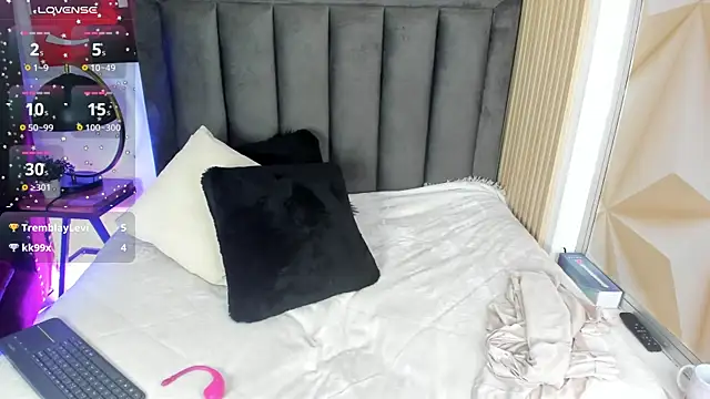 miaginger_ - MiaGinger_'s free webcam - UK Sex Cams