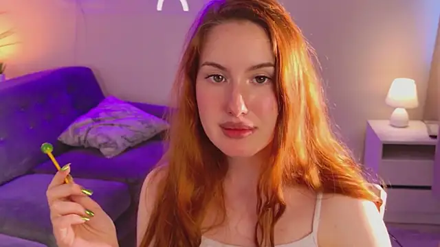 ChloeAster webcam
