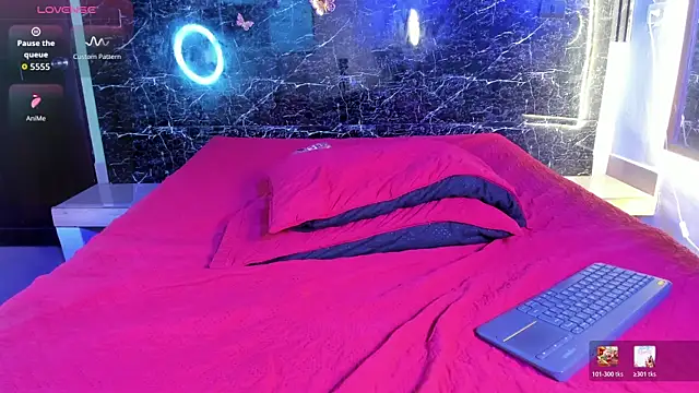 Adrian_Wolf webcam