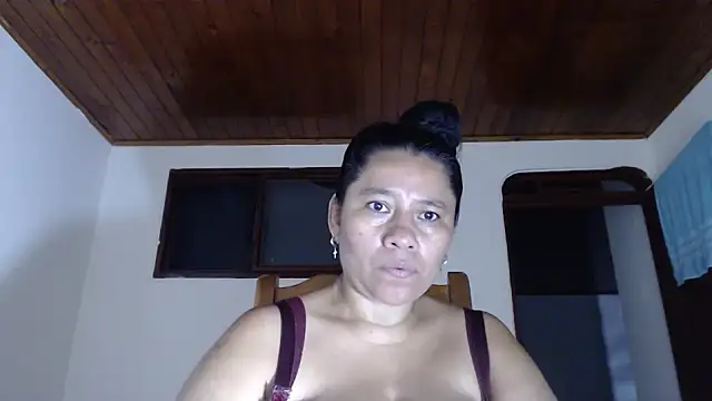 adrixxx38 webcam
