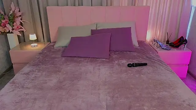 Ariana_Petite webcam