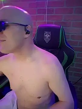 chronic_vibez live cam on StripChat