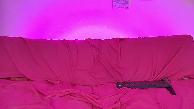 Nikki__uwu webcam