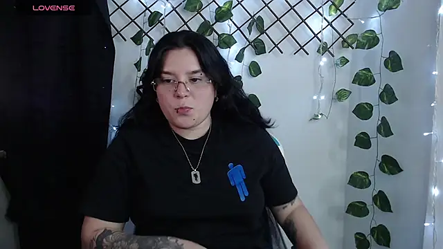 Nika_1_ webcam