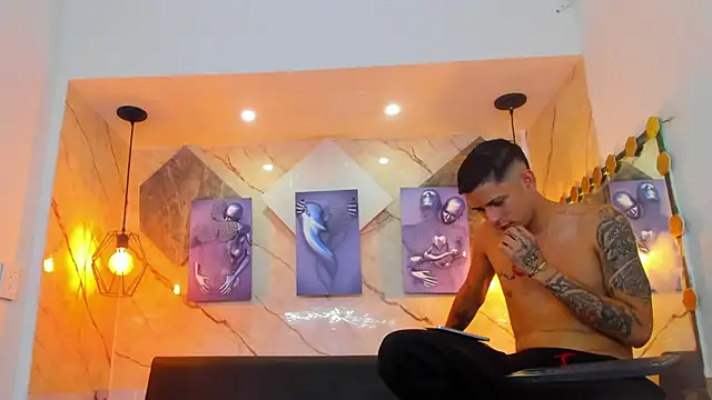 Klaar_Blessed webcam