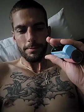 whiteboy4200 Live Web Cam Show