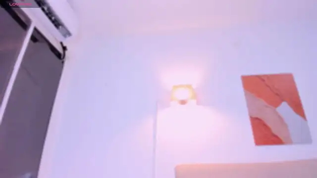 nyx_velvet webcam