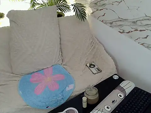 SweetAsianAss webcam