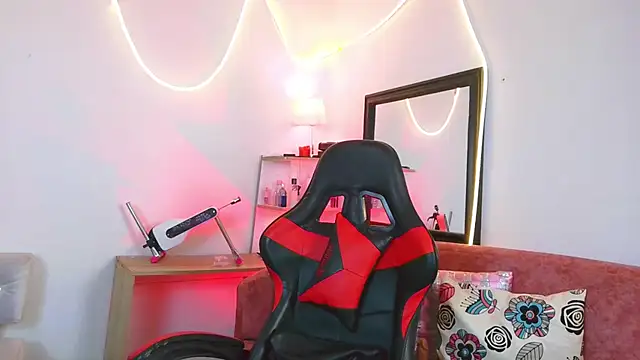 Megaan_Greey webcam
