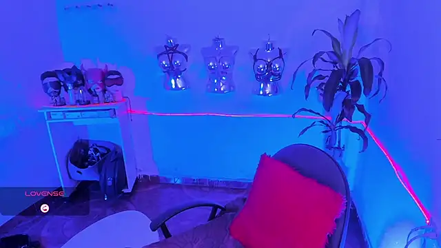 LucyStrike_ webcam