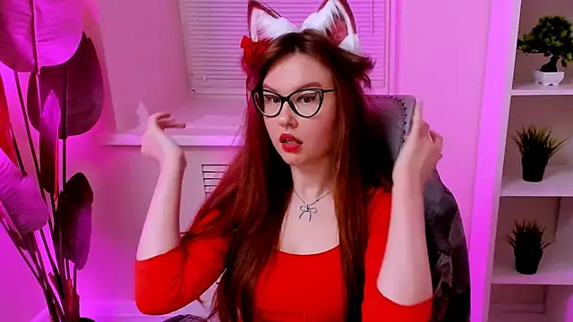 CarolGiggly webcam