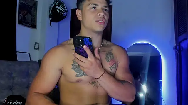 Dominic_Biker__ webcam