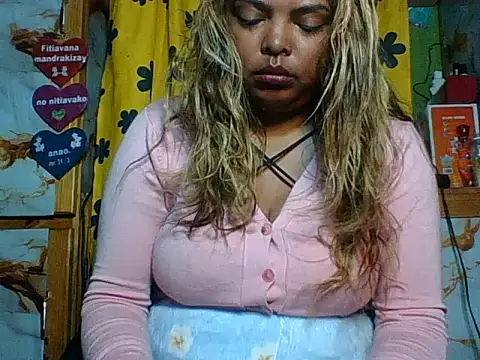 SEXY_METISE webcam
