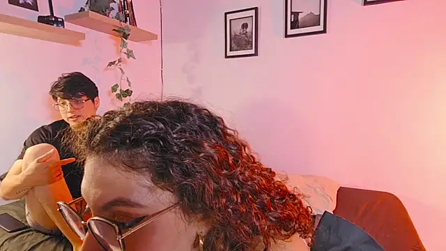 Mia_belmont webcam