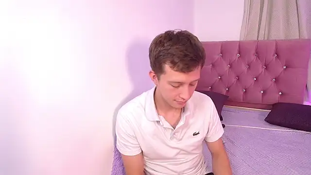 mae_nathan_ webcam