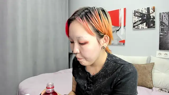 Cute__Kiko webcam