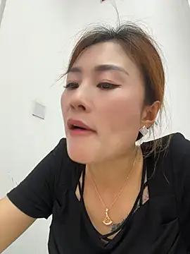 okgirl_23 webcam