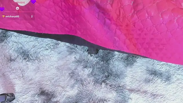curly_babe webcam