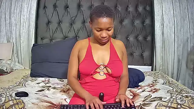 TypicalBaddiex webcam