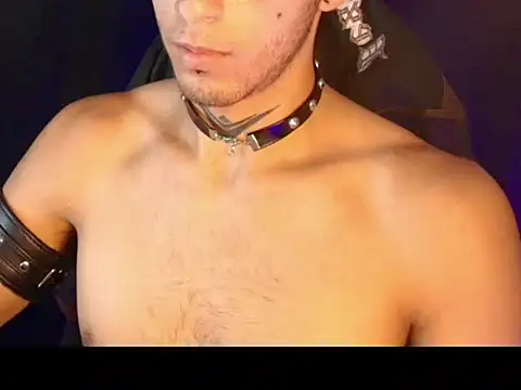 dark_men1 webcam