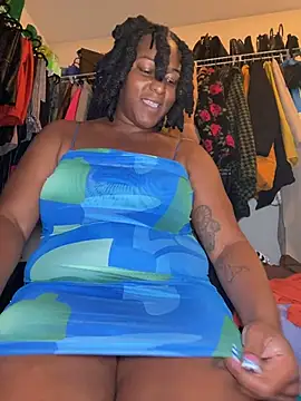 GirthGoddessCoco webcam