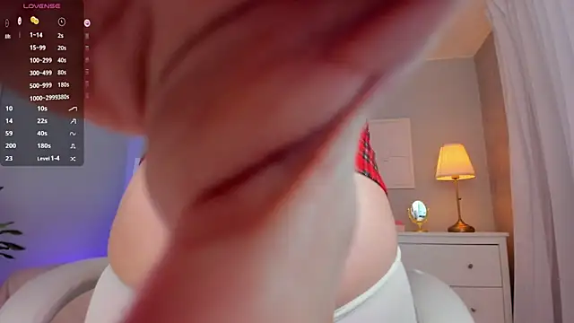 ami_sweet18 webcam
