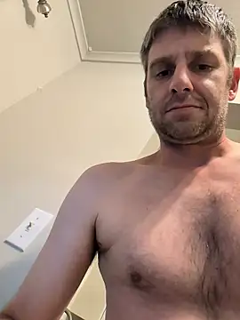 SitOnMyFace8426 webcam