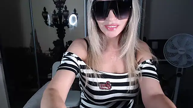 nobody_zero0 webcam
