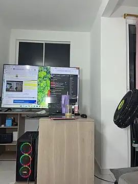 AlesiaCooper webcam