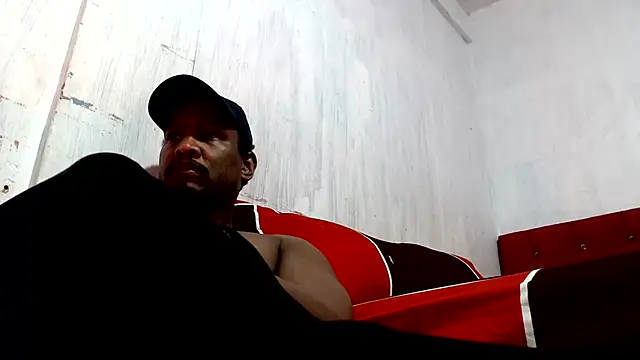 ElCaballeroNegro24 webcam