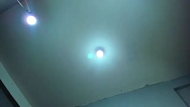 AlahiaEvanz webcam