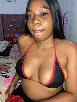 ArianaMadisson webcam