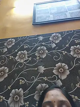 Garimaa_Cherry webcam
